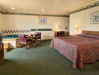Days Inn By Wyndham Paxton Room photo